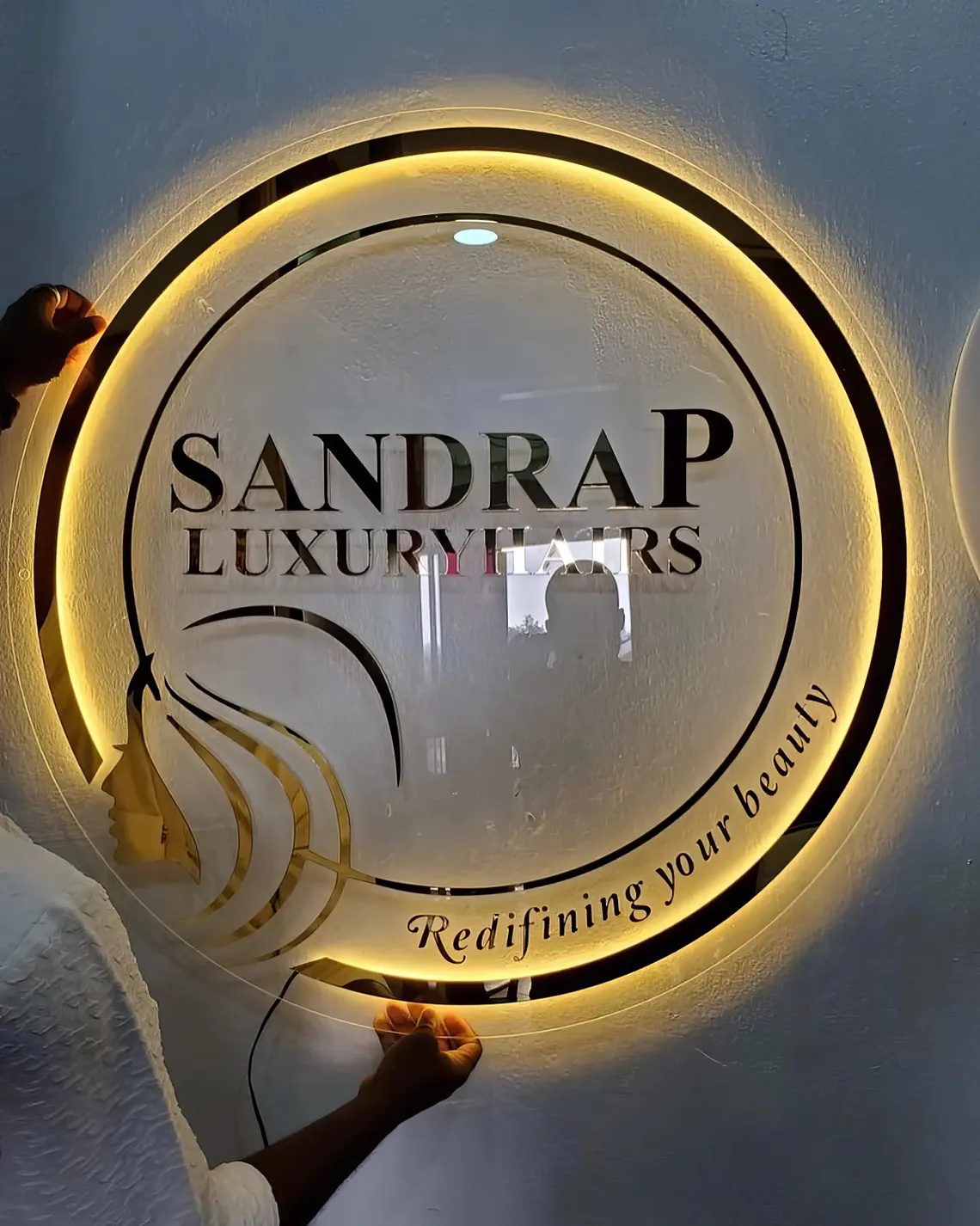 Enseigne LED personnalisée, en - Hair Care Logo avis et prix
